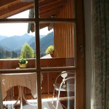 Gaestehaus Plewka * Kreuth
